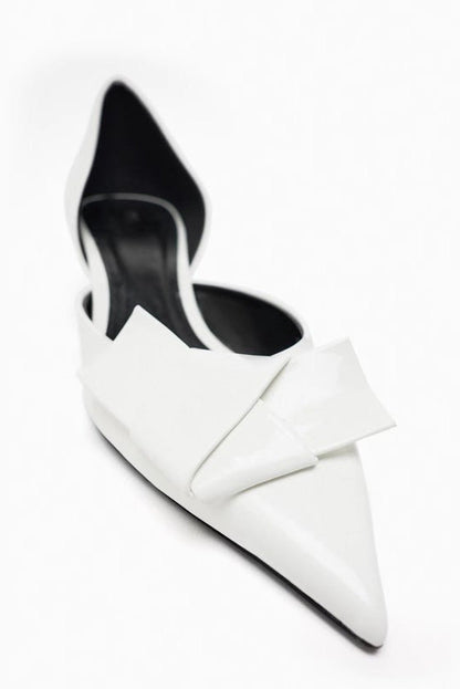 Metallic Pumps met Strikaccent