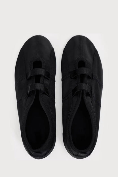 Ballet-geïnspireerde instappers met elastiek