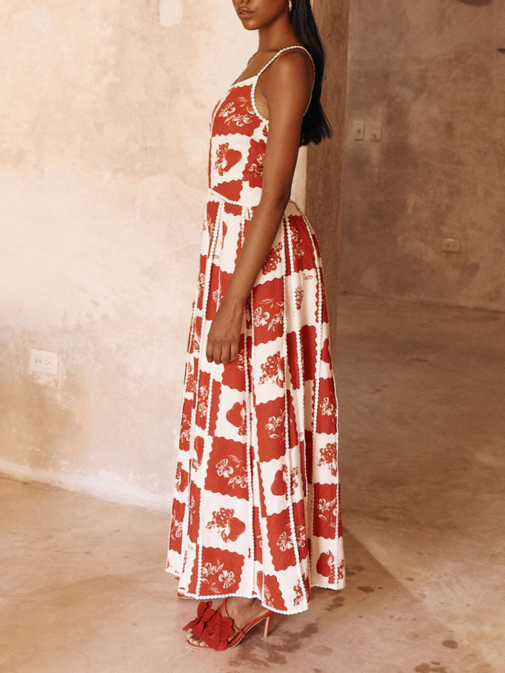 Maxi-jurk met asymmetrische hals en print