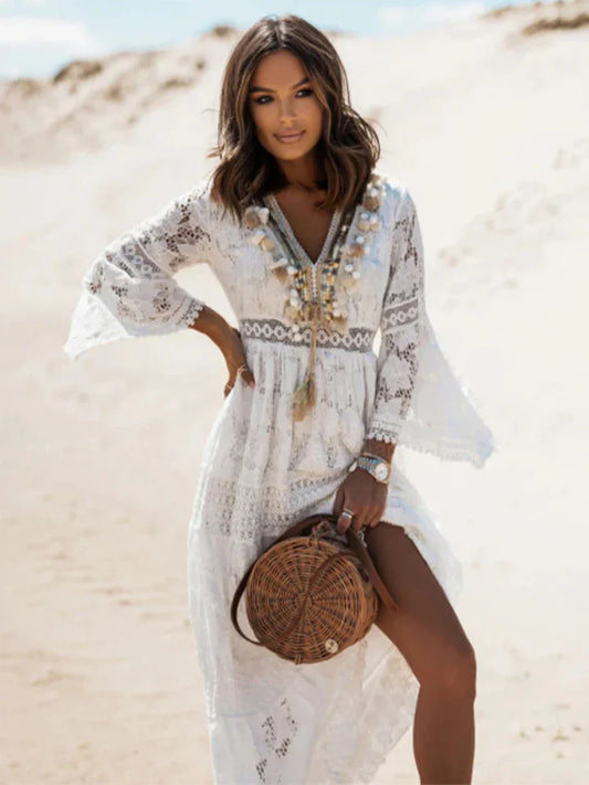 Bohemian maxi-jurk met kant en elegante uitlopende mouwen