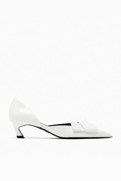 Metallic Pumps met Strikaccent