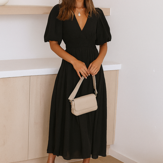 Damesjurk met V-hals en elastische taille