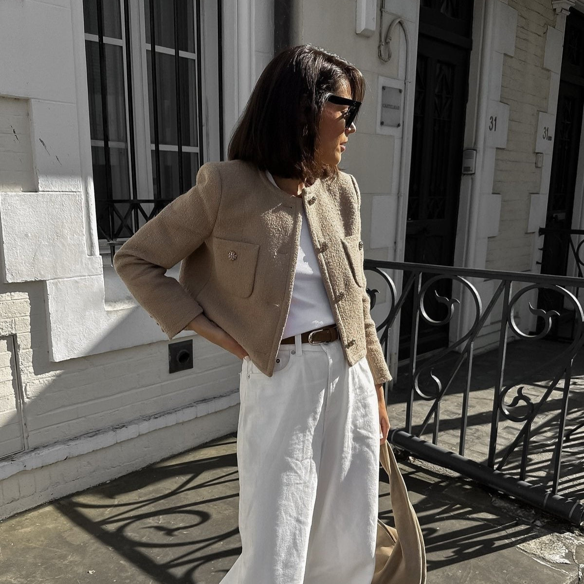 Klassiek Jasje met Opvallende Knopen