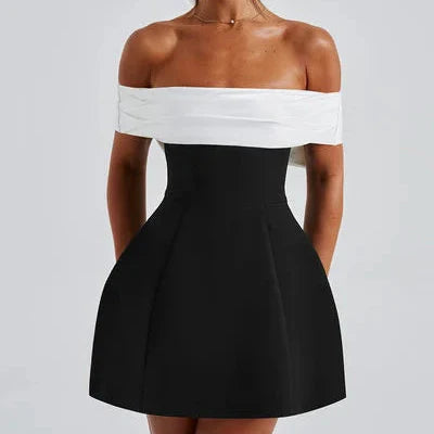 Romantische mini-jurk met grote strik