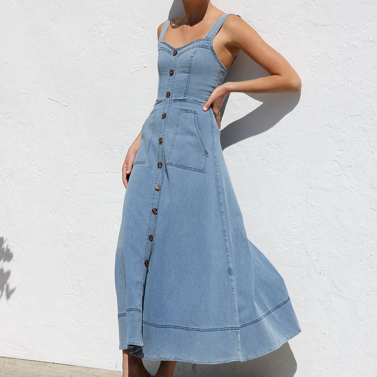 Mouwloze Knoopjurk met Steekzakken