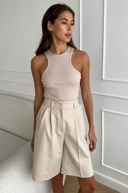 Chique plooibermuda met klassieke pasvorm