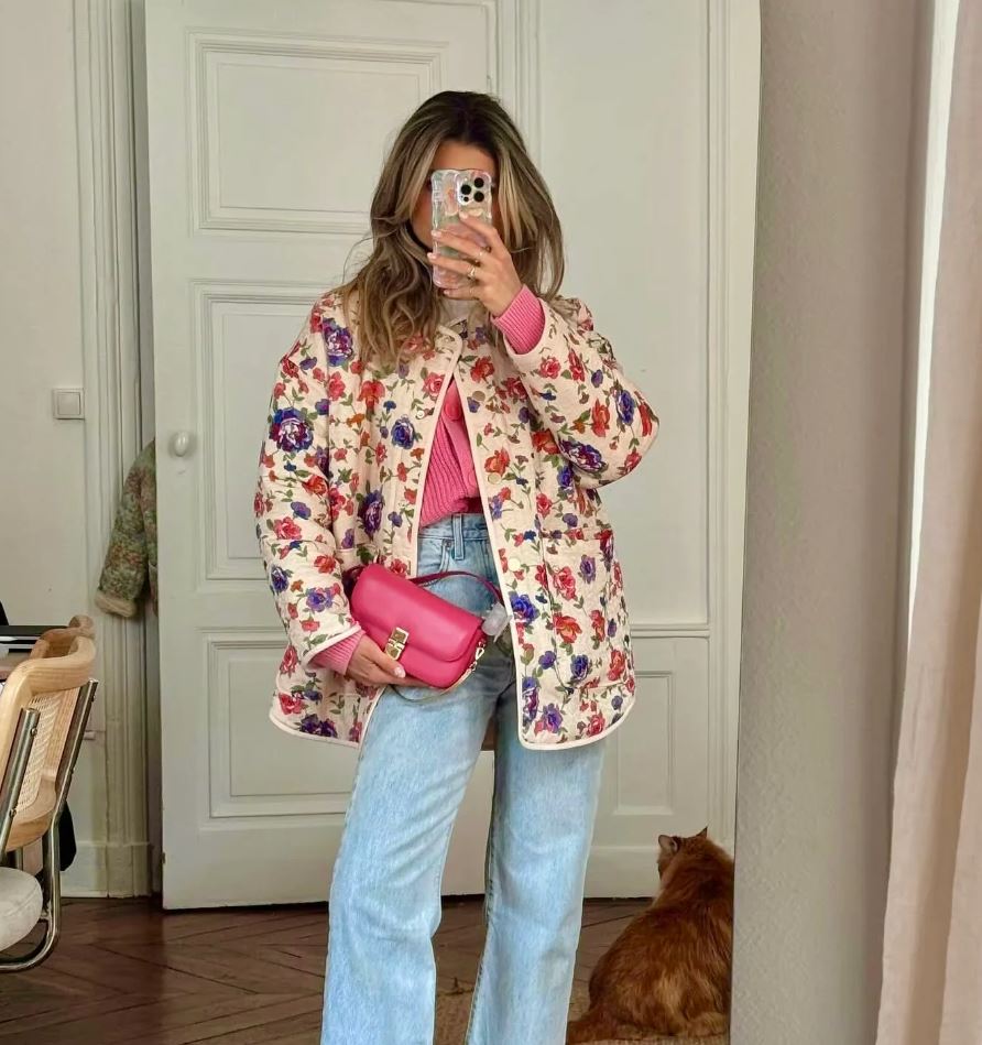 Gewatteerd Jack met Opvallende Bloemenprint